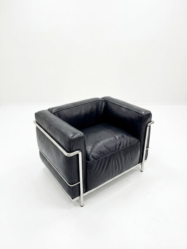 Fauteuil Grand Confort Moderniste – Cuir Véritable & Structure Chromée